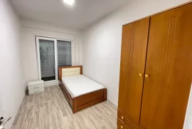 Shitet apartament 2+1 në rrugën “Ali Demi”, Eladás