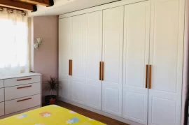 Apartament 3+1 me qira  pranë "Liqenit te Tha, Ενοικίαση