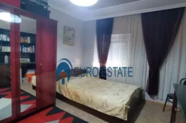 Tirane,shes Apartament 3+1,163 m2-Komuna e Parisit, Shitje