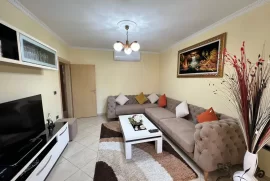 Apartament 4+1 me qira te “Mozaiku i Tiranës”, Ενοικίαση