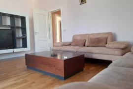 APARTAMENT 2+1 ME VERANDE PER QIRA TEK LIQENI I TH, Bérlés