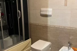 Apartament 3+1 me qira pranë 