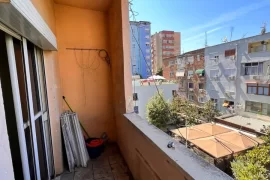 SHITET APARTAMENT 2+1 TE ISH-EKSPOZITA , Πώληση