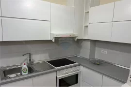 Apartament 2+1 me Qera tek Rruga e Barrikadave, Miete