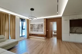 Apartament 2+1 per qera ,Materniteti i Ri, Affitto