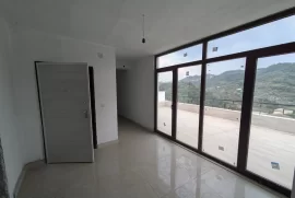 Apartamente Duplex per shitje Kopshti Botanik, Πώληση