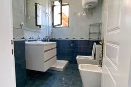 Apartament per shitje tek Pazari  Ri , Vente