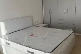 Tirane, Apartament me qira 400 Euro Astir , Miete