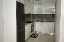 Tirane, Apartament me qira ne Fresk 30 000 ALL , Miete