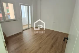 SHITET APARTAMENT 2+1+2/ZONA: GJUHET E HUAJA, Shitje