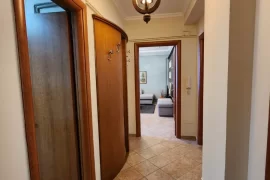 Pranë Jurdikut, apartament 2+1 me qira, Ενοικίαση