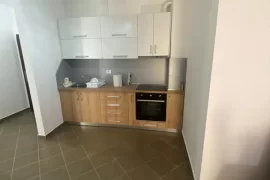 Tirane, Apartament me qira ne Fresk 450 Euro , Alquiler