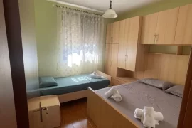 Apartament me qira ne Golem 300 Euro , Qera