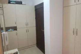 Apartament me qira ne Astir , Bérlés