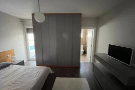 Apartament me qira tek Kopshti Zoologjik , Ενοικίαση