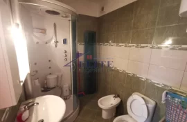 Astir prane Artistit, apartament 2+1 me qira , Qera