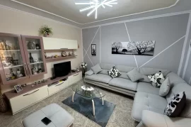 Kavaje,apartament  2+1 afer shkolles  Fiqiri Kurti, Πώληση