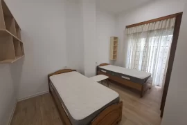 Tirane, Apartament me qira tek Kopshti Zoologjik , Ενοικίαση