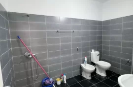 Kavaje,apartament 1+1,pallat I ri,rruga Josif Budo, Sale