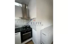 Pranë Kafe Florës, apartament 2+1 në shitje, Venta