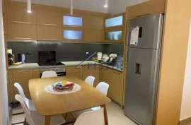 Yzberisht, apartament 2+1 me qira, Huren