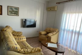 JEPET ME QERA... APARTAMENT 2+1 TE INXHINJERIA E N, Qera