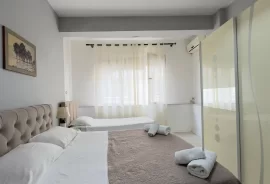 Apartament me qira tek 15 Kateshi 600 Euro , Qera