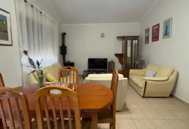 Apartament me qira , Qera