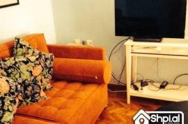 Jepet apartament 2+1 me qera, Alquiler