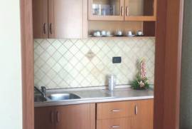 Apart me qera 2+1+2WC+2BL Kati 6,120m², 30,000 Lek, Ενοικίαση