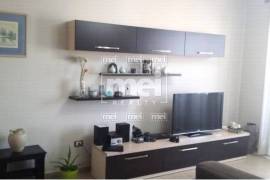 Qender, Jepet Me Qira Apartament 2+1, Ενοικίαση