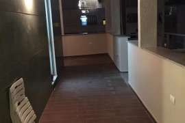 APARTAMENT ME QIRA 3+1, RRUGA MUJO ULQINAKU, Bérlés