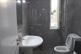 Jepet me qira apartament 2+1, tek Vilat Gjermane, Huren