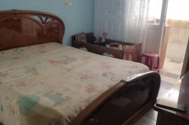 SHITET APARTAMENT NË LAGJEN KADRI QYSTRI, LUSHNJE, Vente