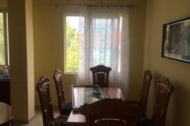 Jepet me qira apartament 3+1, Tregu Elektrik, Qera