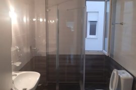 JEPET APARTAMENT 2+1+2 POSTE PARKMI ME QIRA TE LIQ, Alquiler