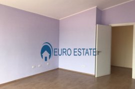 Tirane,shes Vile 4 kateshe 491 m²(KODRA E DIELLIT), Eladás