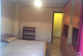 Jepet me qera apartament 2+1 Drejtoria e Policise , Miete