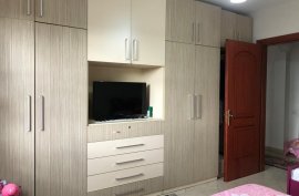 Shitet, Apartament 3+1, Kinostudio, Tiranë. 85,000, Shitje