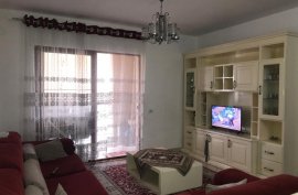 Shitet, Apartament 3+1, Kinostudio, Tiranë. 85,000, Verkauf