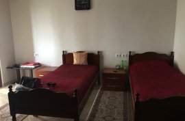 Shitet, Apartament 3+1, Kinostudio, Tiranë. 85,000, Shitje