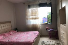 Shitet, Apartament 3+1, Kinostudio, Tiranë. 85,000, Sale