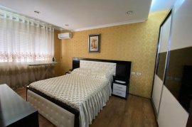 Shitet, Apartament 1+1, Fresku, Tiranë. 57,000 €, Vente