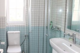 Tek 5 Maji jepet me qira apartament 2+1., Qera