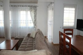 Tek 5 Maji jepet me qira apartament 2+1., Qera