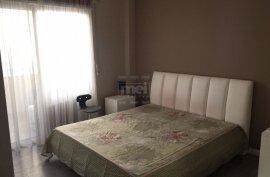 Ne Myslym Shyr jepet me qira apartamenti 1+1, Location