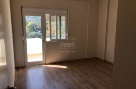 Tek Kopshti Zoologjik Shitet Apartament 2+1, Πώληση