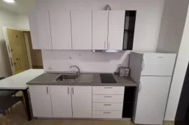 Apartament 1+1 me qira pranë “Doganës”, Alquiler