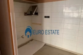 Tirane,shes Ambjent biznesi,Kati 1,60m²( Juridiku)