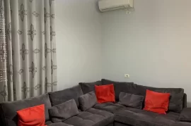 Apartament 4+1 me qera në “Laprakë”, Affitto